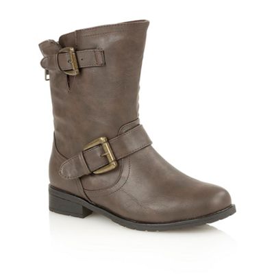 Lotus Brown matt 'Barberry' ankle boots